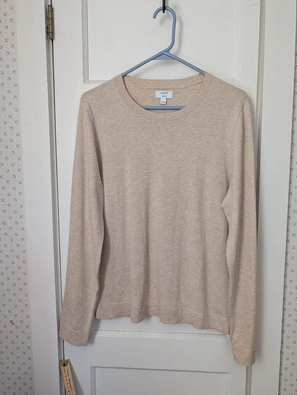 J. Crew L Teddie Pullover Beige Crewneck Lightweight Sweater 2025 Minimalist